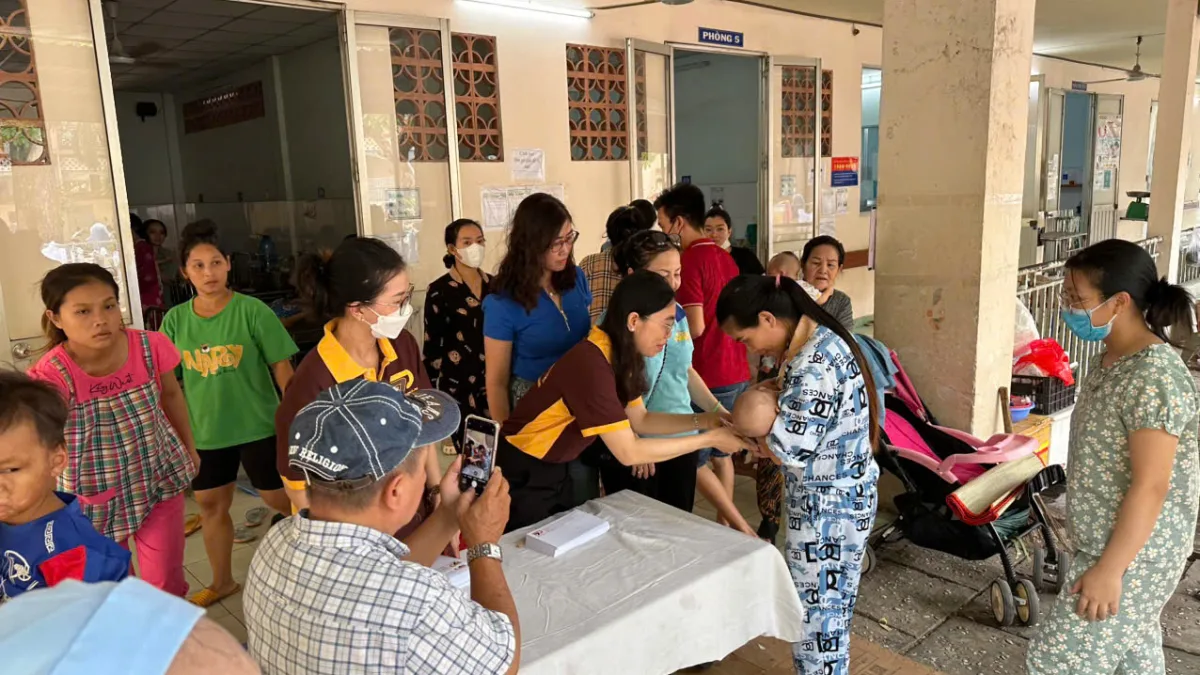 Hoạt động thiện nguyện tại Bệnh viện Nhi Đồng II